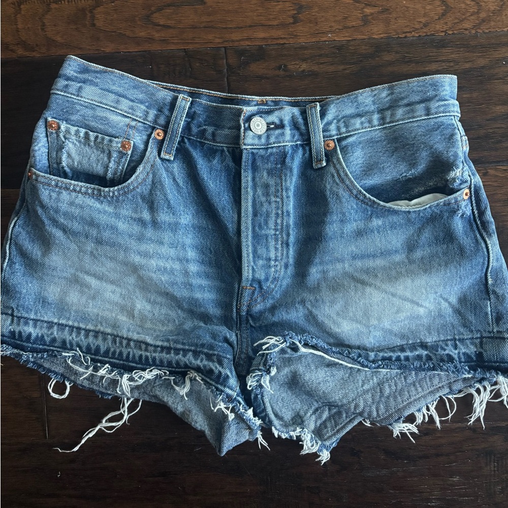 Never Worn Levi’s 501 Original Cutoff Jean Shorts
